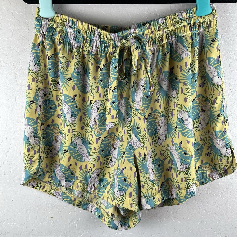 Mixed Style Lot of 6 Women's‎ L Athletic/Casual Shorts Champion Dip Marika